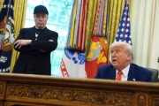紫微算命马斯克：我进退两难
